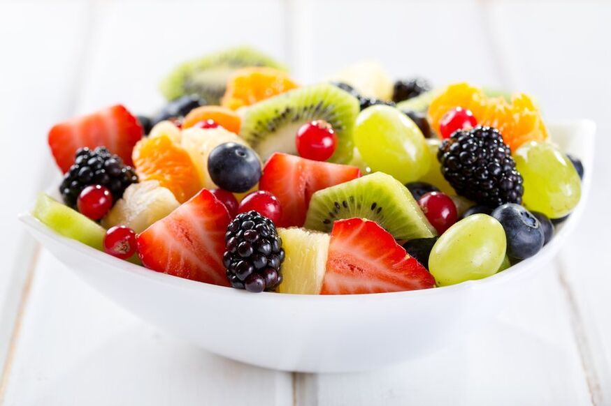 Salată de fructe pe dieta preferată